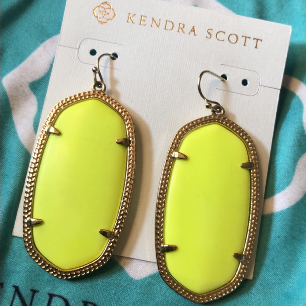 Kendra Scott Neon Yellow Danielle